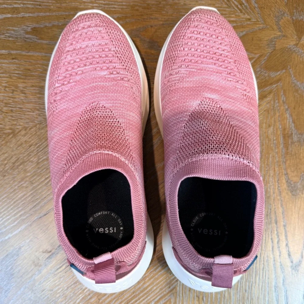 Vessi Everyday 2.0 Slip On Shoes Pink Waterproof Women's Size 7